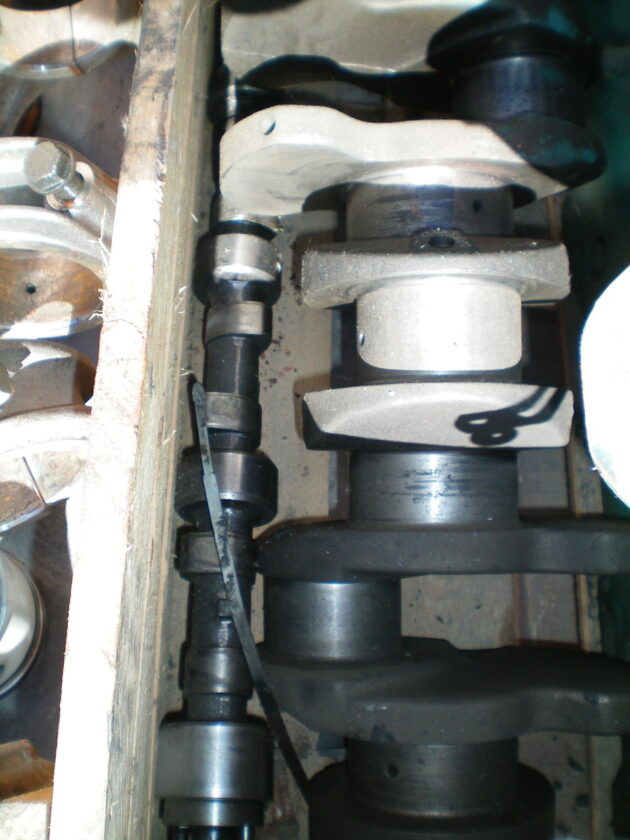 VOLVO   A35  468723 - ARBOL DE LEVAS