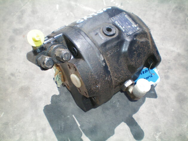 VOLVO  A35  11708609 - BOMBA HIDRÁULICA