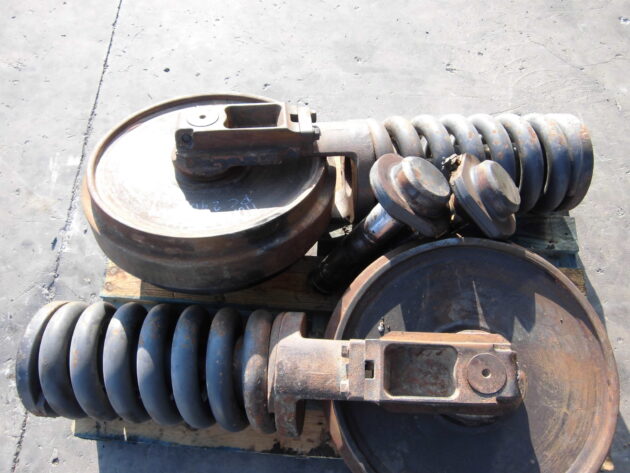 KOMATSU   PC240NLC6K  20Y-30-29160 - MUELLE Y TENSOR DE CADENA