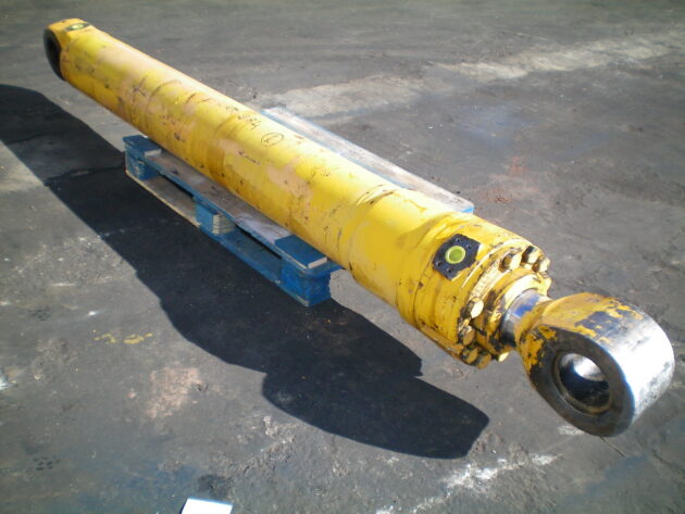 LIEBHERR  R984B LITRONIC - 3201591 - BOOM CYLINDER - Image 4