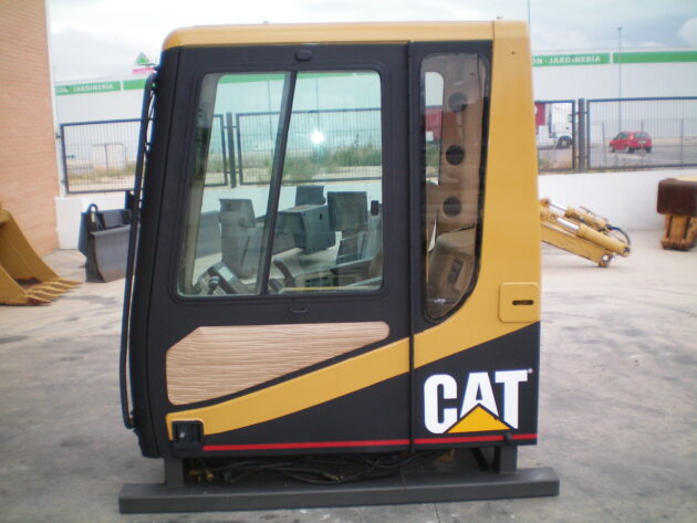 CATERPILLAR  320L - 5I-3467 - CABIN - Image 2