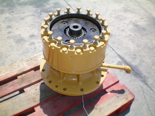CATERPILLAR   320L  7Y-1782 - REDUCTOR DE GIRO - Imagen 4
