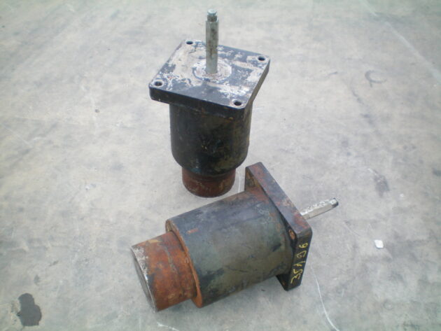 LIEBHERR   R984B LITRONIC  5612956 - TENSOR DE CADENA - Imagen 4
