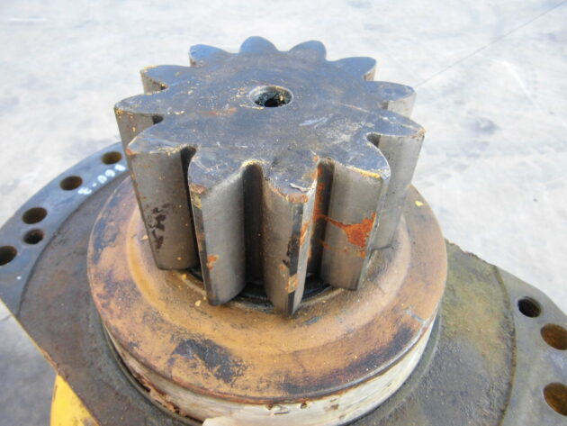KOMATSU  PC3003 - 207-26-00022 - SWING GEAR - Image 4
