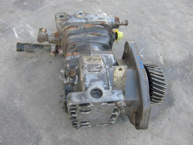 VOLVO   A35  6772239 - COMPRESOR - Imagen 4