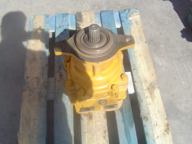 KOMATSU   PC4003  706-77-10201 - MOTOR DE GIRO - Imagen 5