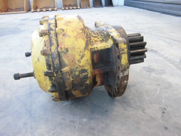 KOMATSU   PC4003  208-26-00013 - REDUCTOR DE GIRO - Imagen 3