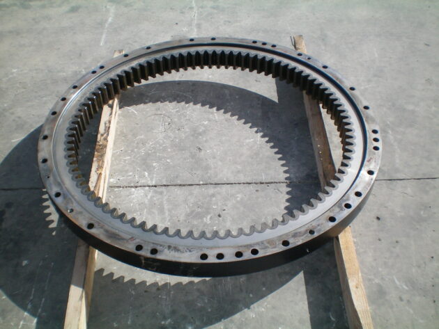 CATERPILLAR   322C  199-4698 - CORONA DE GIRO