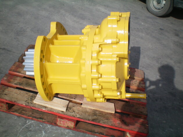 KOMATSU  PC400LC5 - 208-26-00100 - SWING GEAR - Image 2