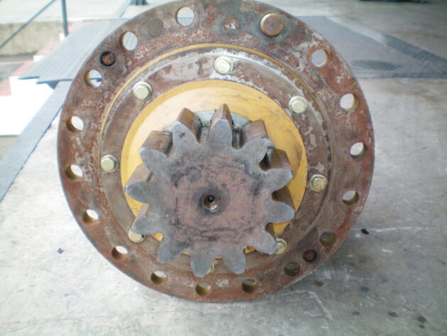CATERPILLAR   322C  191-2693 - REDUCTOR DE GIRO SIN TAPA Y CORONA - Imagen 3