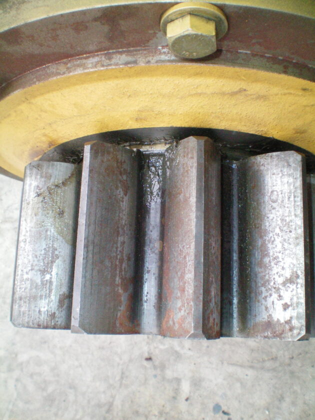 CATERPILLAR   322C  191-2693 - REDUCTOR DE GIRO SIN TAPA Y CORONA - Imagen 6