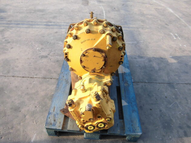 KOMATSU   PC400LC5  706-77-01162 - MOTOR DE GIRO - Imagen 2