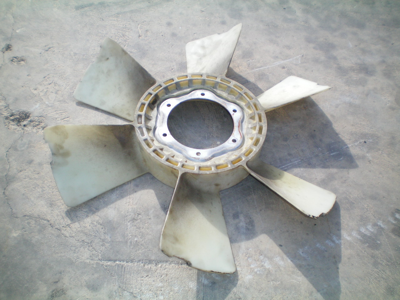 CATERPILLAR 325BL 118-9917 - ASPAS DEL VENTILADOR - Imagen 3