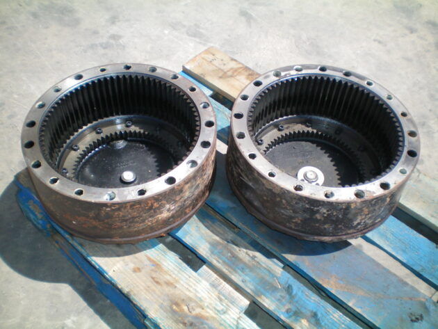 CATERPILLAR   325BL  7Y-0896 - TAPAS Y CORONAS DE MANDOS FINALES
