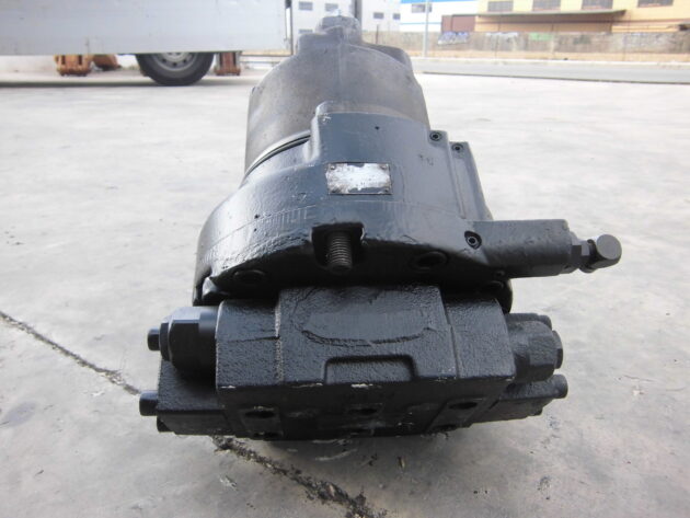 CATERPILLAR   325BLN  114-0484 - MOTOR DE TRANSLACIÓN - Imagen 4