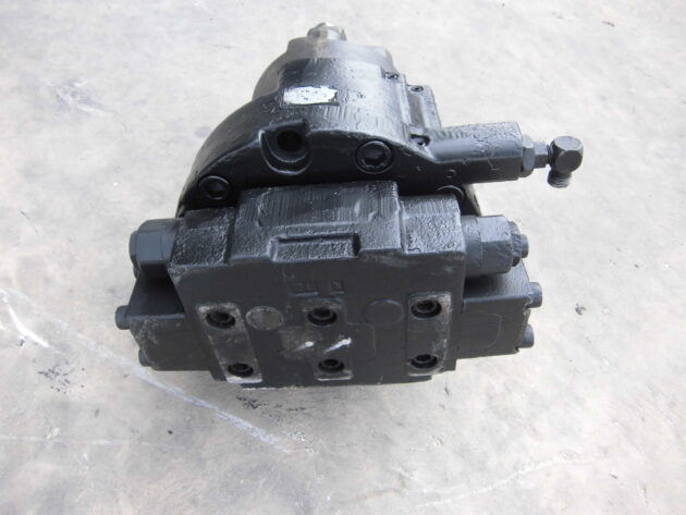 CATERPILLAR   325BLN  114-0484 - MOTOR DE TRANSLACIÓN - Imagen 2