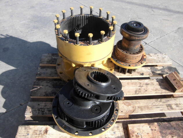 CATERPILLAR   325BLN  110-7215 - REDUCTOR DE GIRO - Imagen 2