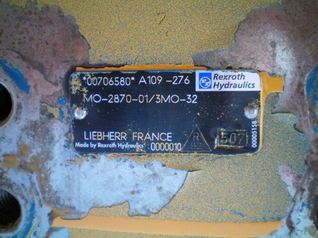 LIEBHERR   R984C LITRONIC  1000009 - DISTRIBUIDOR SECUNDARIO DE 3 CARRETES - Imagen 5