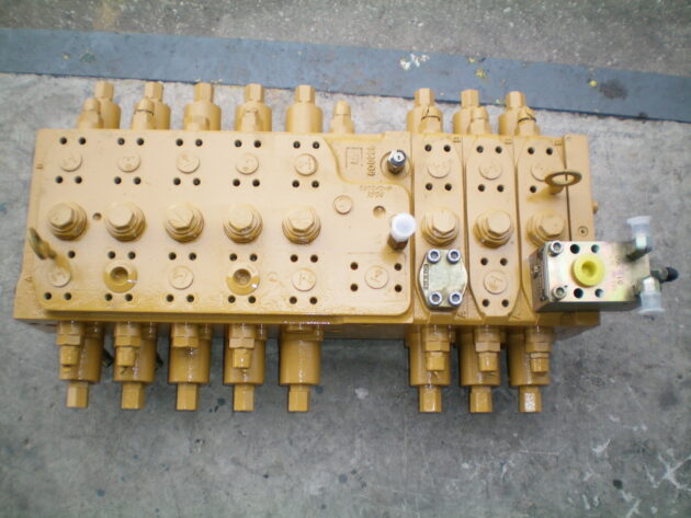 CATERPILLAR   M312  171-1972 - DISTRIBUIDOR PRINCIPAL REACONDICIONADO - Imagen 5