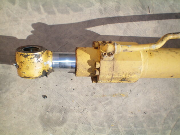 CATERPILLAR   M315  114-1872 - BOTELLA DE BALANCÍN - Imagen 4