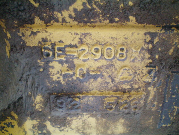 CATERPILLAR   330  6E-2136 - DISTRIBUIDOR DE 4 CARRETES - Imagen 4
