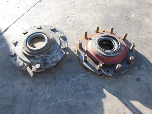 CATERPILLAR   M318  121-8152 - BUJE TRASERO - Imagen 2