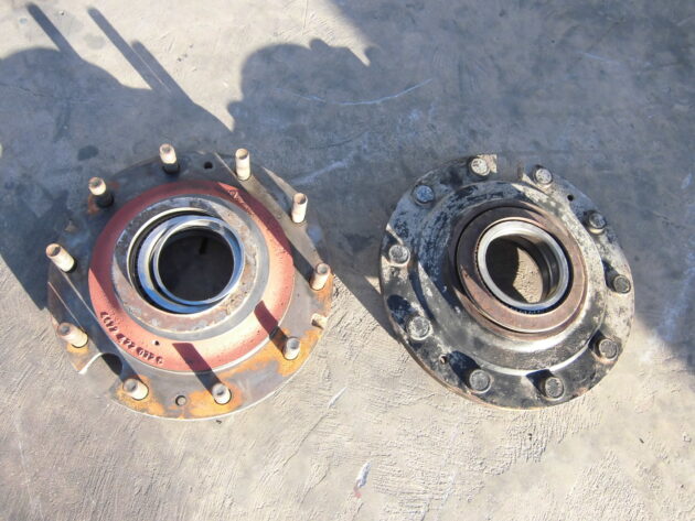 CATERPILLAR   M318  121-8152 - BUJE TRASERO