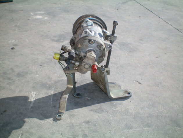 CATERPILLAR   330BL  3E-1906 - COMPRESOR DE AIRE CON SOPORTE - Imagen 4
