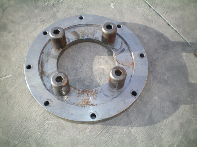 CATERPILLAR   330BL  995664 - PLATO DE ARRASTRE BOMBAS