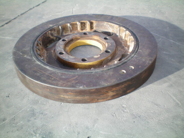 CATERPILLAR   330BL   - POLEA DESEQUILIBRADA - Imagen 2