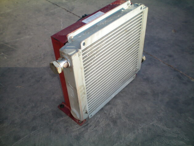 CATERPILLAR   M318C  197-0395 (*) - ENFRIADOR CON MOTOR - Imagen 2