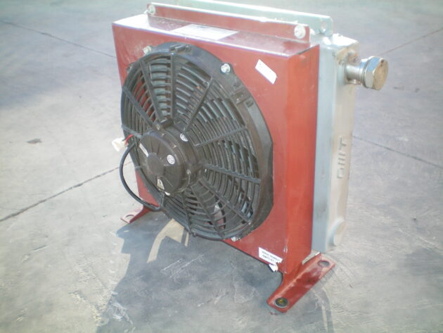 CATERPILLAR   M318C  197-0395 (*) - ENFRIADOR CON MOTOR
