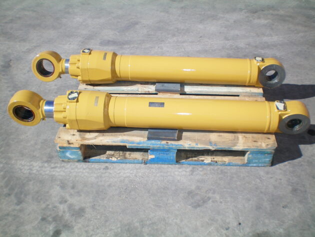 CATERPILLAR   M322C  183-9000 - BOTELLA DE ELEVACIÓN PLUMA - Imagen 2