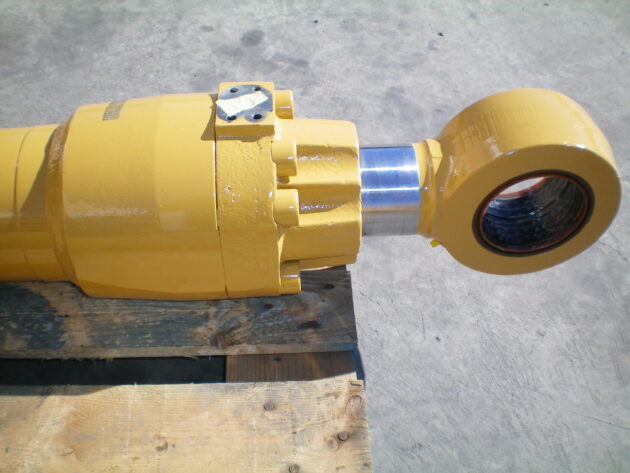 CATERPILLAR   M322C  183-9000 - BOTELLA DE ELEVACIÓN PLUMA - Imagen 3