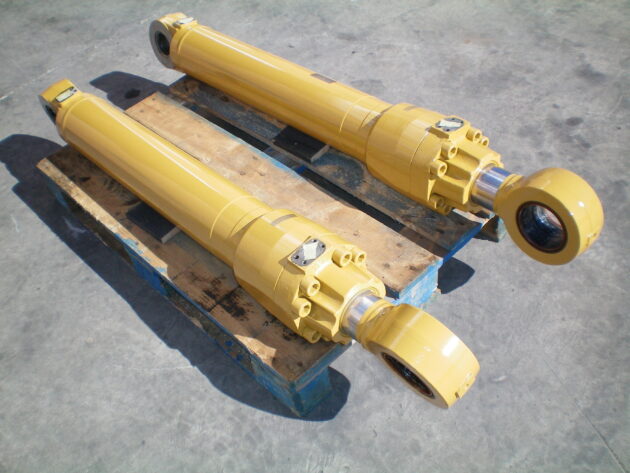 CATERPILLAR   M322C  183-9000 - BOTELLA DE ELEVACIÓN PLUMA