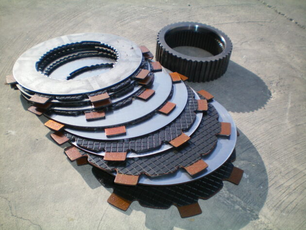 CATERPILLAR   M322C  263-3704 - JUEGO DE DISCOS DE FRENO TRASERO