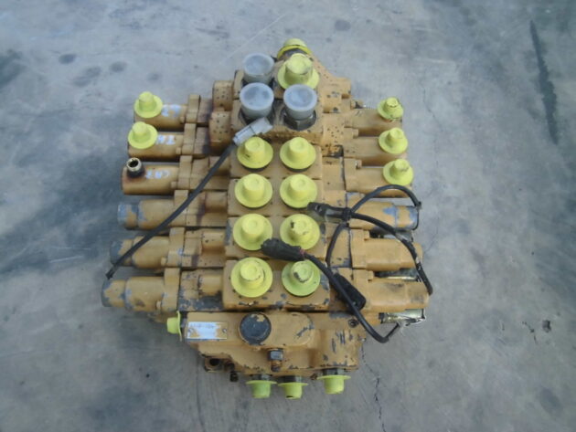 CATERPILLAR   TH63  168-6809 - DISTRIBUIDOR PRINCIPAL - Imagen 5