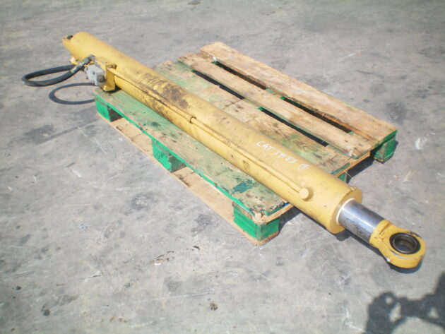 CATERPILLAR   TH83  8I-5486 - BOTELLA DE ELEVACIÓN PLUMA - Imagen 2