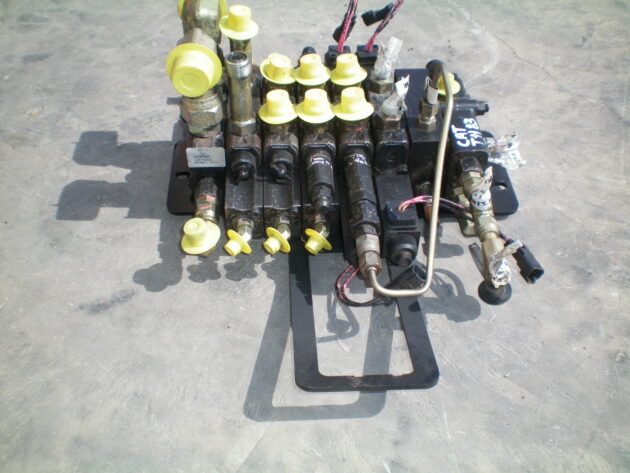 CATERPILLAR   TH83  185-4200 - DISTRIBUIDOR - Imagen 5