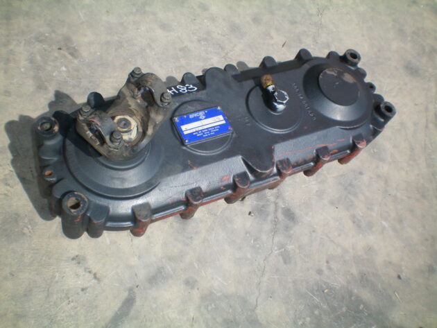 CATERPILLAR   TH83  139-8306 - CAJA DE TRANSFERENCIAS - Imagen 2