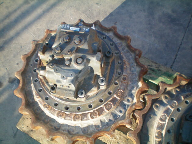 KOMATSU   PC450LC6K  706-88-00110 - MOTOR DE TRANSLACIÓN