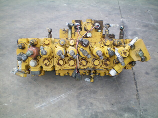 KOMATSU   PC450LC6K  723-48-19401 - DISTRIBUIDOR PRINCIPAL - Imagen 3