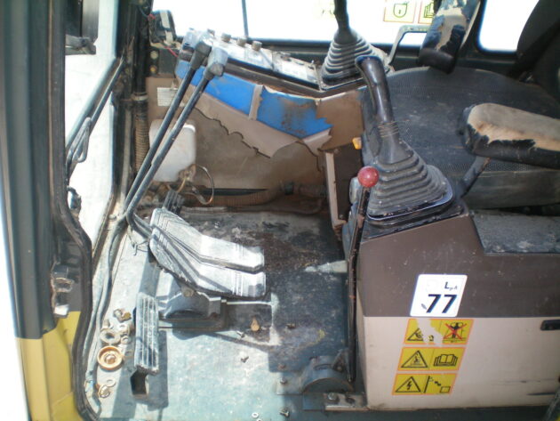 KOMATSU   PC650SE5  209-54-61710 - CABINA COMPLETA - Imagen 7