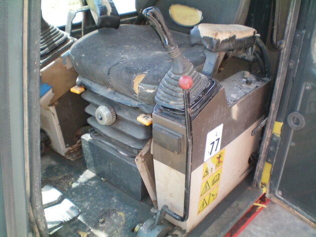 KOMATSU   PC650SE5  209-54-61710 - CABINA COMPLETA - Imagen 8