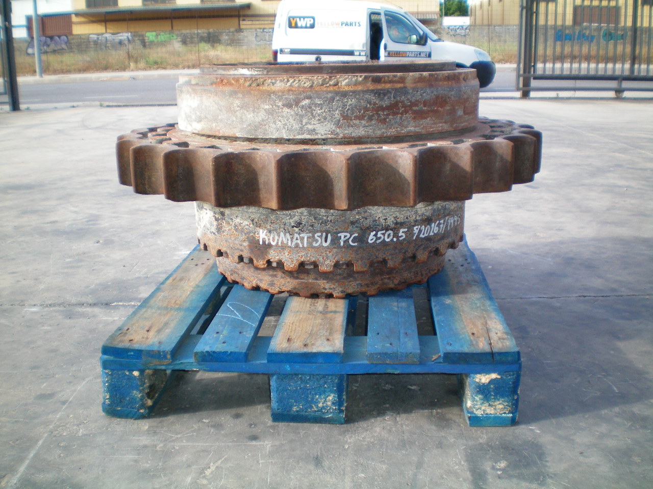 KOMATSU PC650SE-5 - 209-27-00200 / 209-27-00210 - FINAL DRIVE