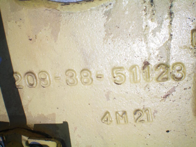 KOMATSU   PC650SE5  209-38-00025 - CAJA DE TRANSFERENCIAS DE BOMBAS - Imagen 5