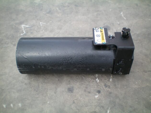 CATERPILLAR   330CLN  179-3043 - TENSOR DE CADENA - Imagen 4