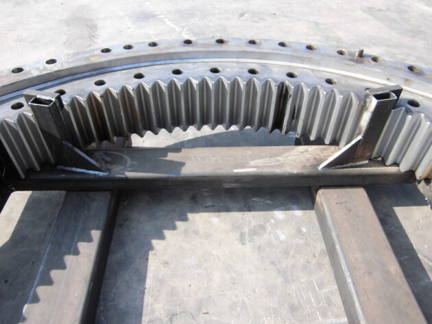 KOMATSU   PC750SE6K  209-25-00101 - CORONA DE GIRO - Imagen 5