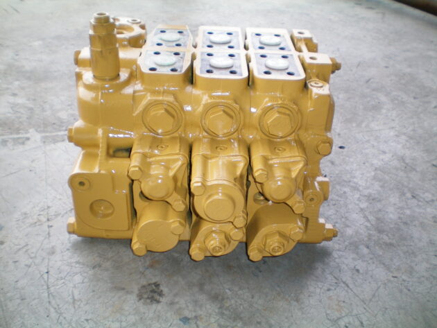 CATERPILLAR   D7R  113-9430 - DISTRIBUIDOR DE PALA - Imagen 2