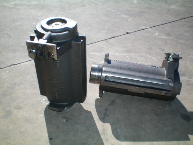 CATERPILLAR  D7R - 112-3041 - TRACK ADJUSTER